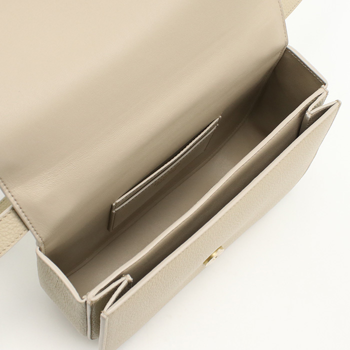 FERRAGAMO フェラガモ ダブルガンチーニ ショルダーバッグ 21-9867 STONE-STONE DOUBLE GANCIO FLAP レディース ベージュ - 画像 (6)
