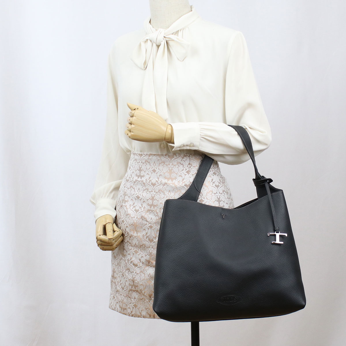 トッズ TOD'S トートバッグ ブランド 通勤 通学 XBWAPAA9300 QRI B999ブラック bag-01 - 画像 (10)