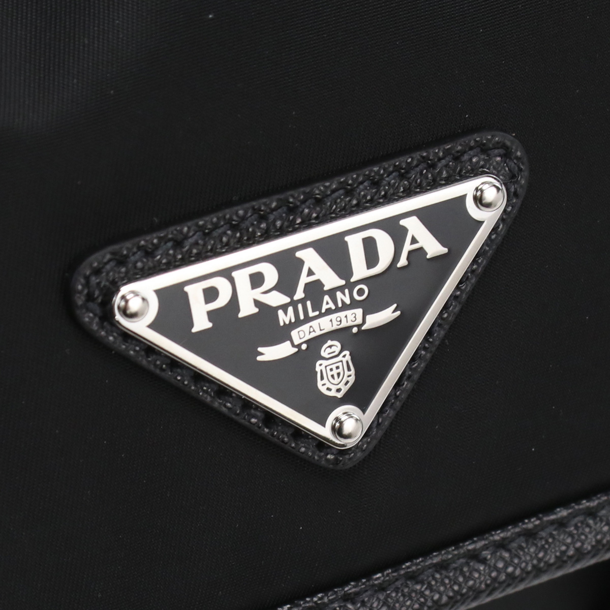 プラダ PRADA 斜め掛け ショルダーバッグ リナイロン サフィアーノ トライアングルロゴ メンズ ブランド2VD034 2DMH V XOP F0002NERO ブラック bag-01 - 画像 (8)
