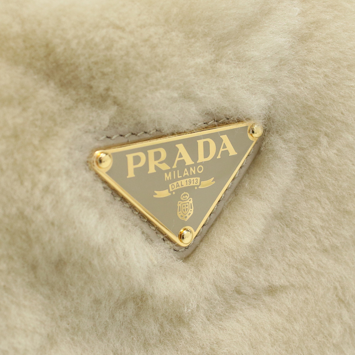 プラダ PRADA シアリング ミニ ハンドバッグ ロゴプレート1BA349 2EC9 V OVO F0379ECRU ベージュ系 bag-01 - 画像 (7)