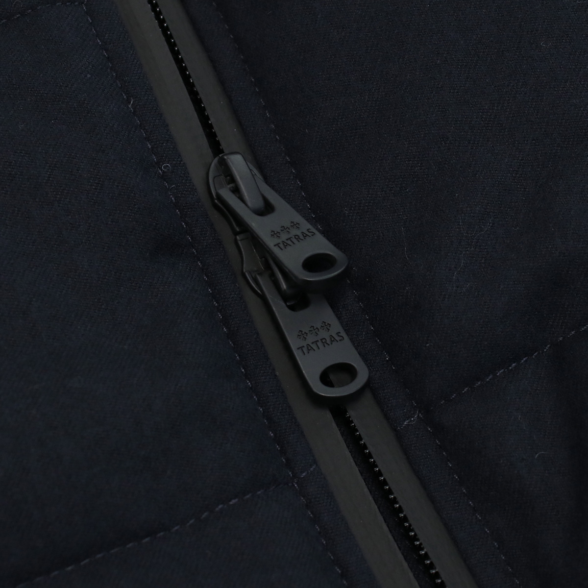 タトラス TATRAS AGORDO アゴルド メンズ ダウンジャケット ブランドMTKE23A4148-D NAVYネイビー系 outer-01 win-01m - 画像 (11)