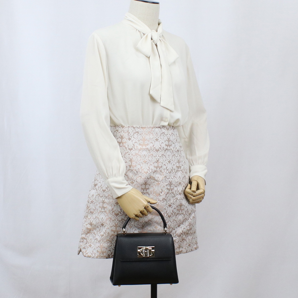 フルラ FURLA FURLA 1927 斜め掛け ショルダーバッグ ブランド フォーマルバッグ 冠婚葬祭 お受験 WB00109 ARE000 O6000NERO ブラック bag-01 - 画像 (10)