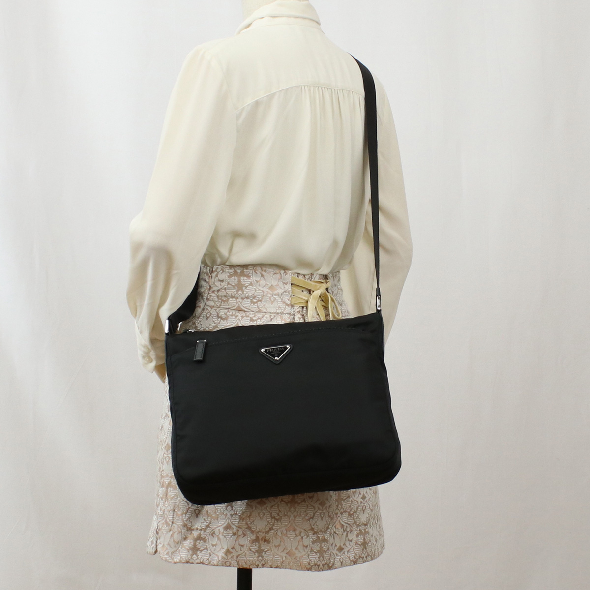 プラダ PRADA 斜め掛けショルダーバッグ ブランド ヴェラ トライアングル ロゴ 1BC421 RV44 V D1M F0002NERO ブラック bag-01 - 画像 (11)