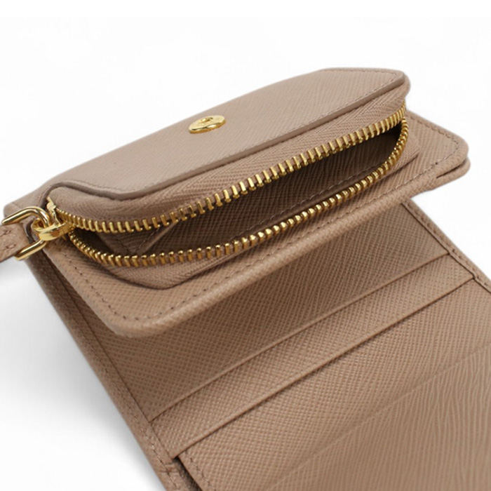 プラダ PRADA 三つ折り財布 小銭入付き トライアングルロゴ サフィアーノ1MH044 QHH F0236CIPR ベージュ系 wallet-01 mini-01 - 画像 (8)